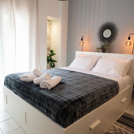 Sapphire Majesty Suite By Heaven'S Hall Luxury Suites Александруполис Екстериор снимка